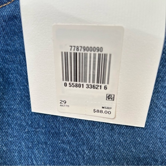 NEW Levi's Ribcage Shorts Button Fly Light Distressed Raw Hem Dark Blue Sz 29 - Picture 9 of 13